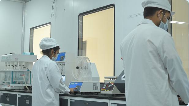 What Is the Difference Between Pharmaceutical and Medicine Manufacturing Companies